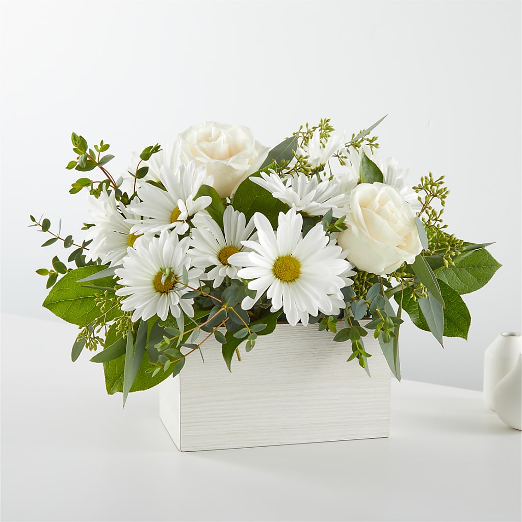 Fresh Linen Box Bouquet – Angelic Floral Studio, Rosemead CA