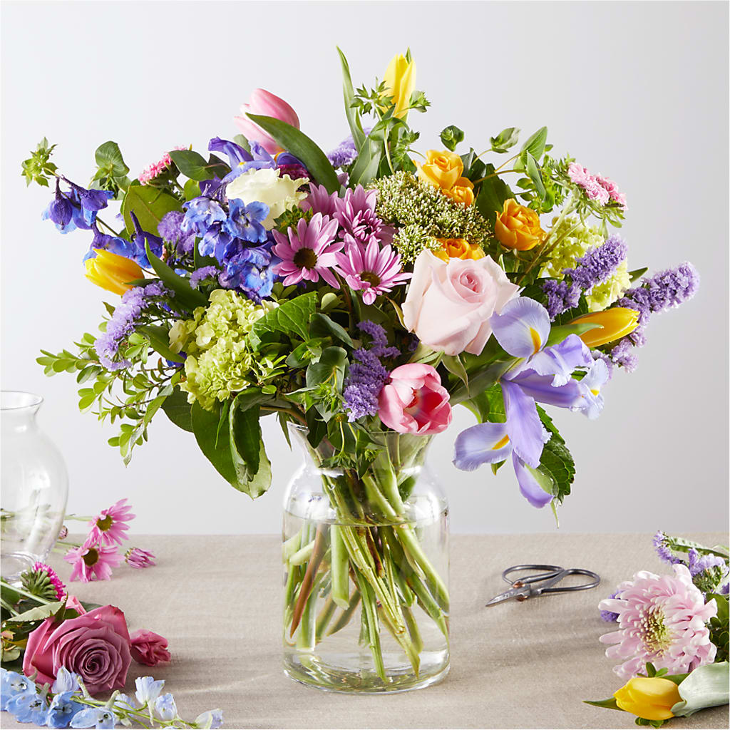 Pastel Tradition - A Florist Original – Angelic Floral Studio, Rosemead CA