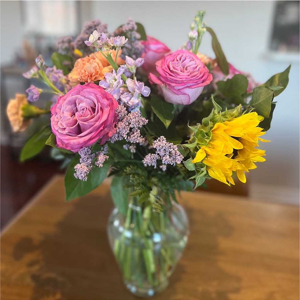 Yellow Brick Road Bouquet – Angelic Floral Studio, Rosemead CA