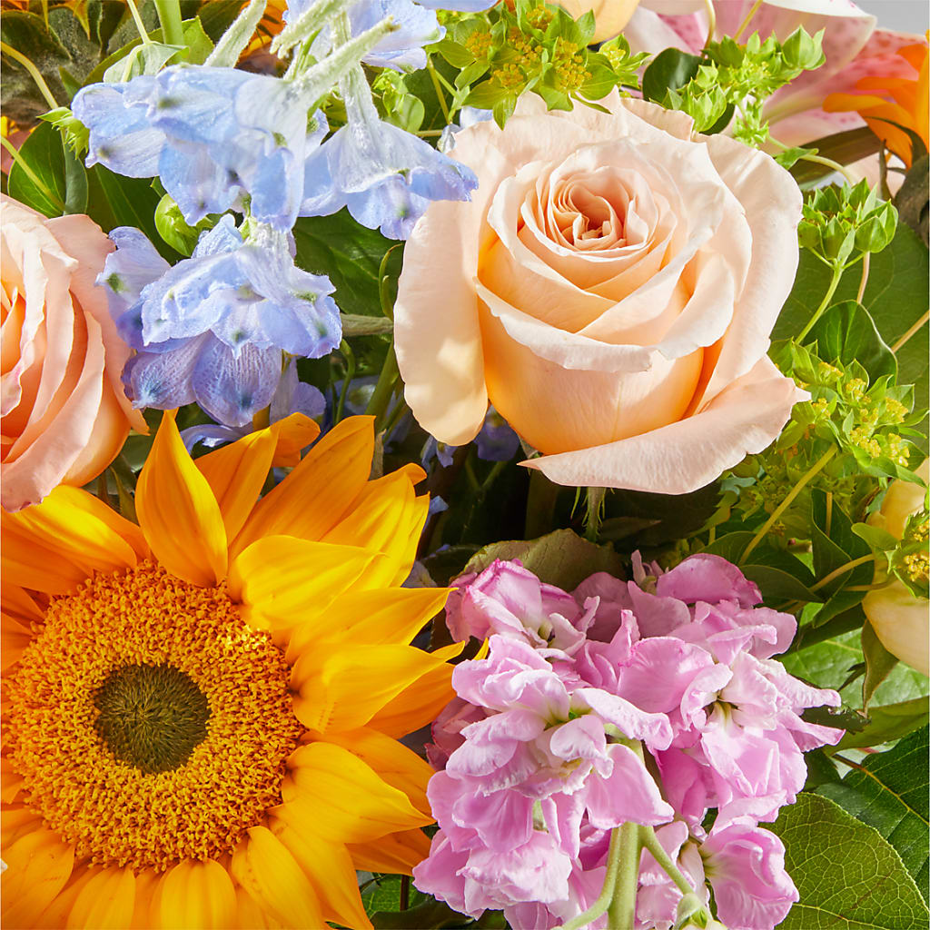 Dreamy Meadows Bouquet –  Angelic Floral Studio, Rosemead CA