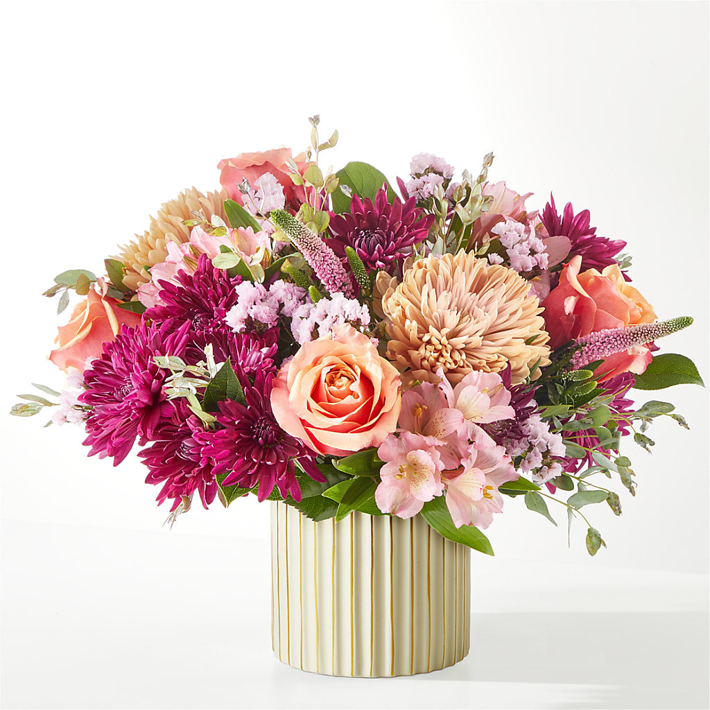 Berry Cobbler Bouquet with Ivory Vase –  Angelic Floral Studio, Rosemead CA