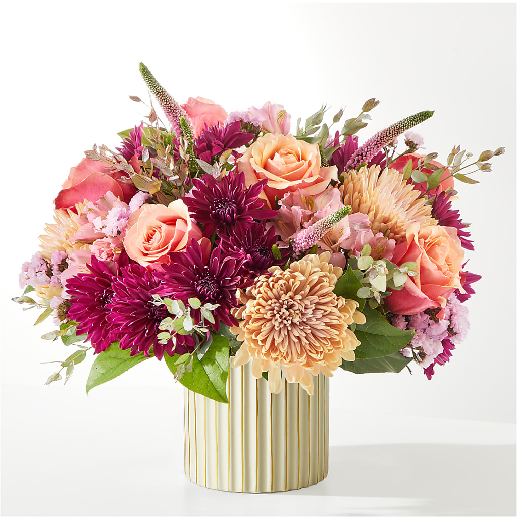 Berry Cobbler Bouquet with Ivory Vase –  Angelic Floral Studio, Rosemead CA
