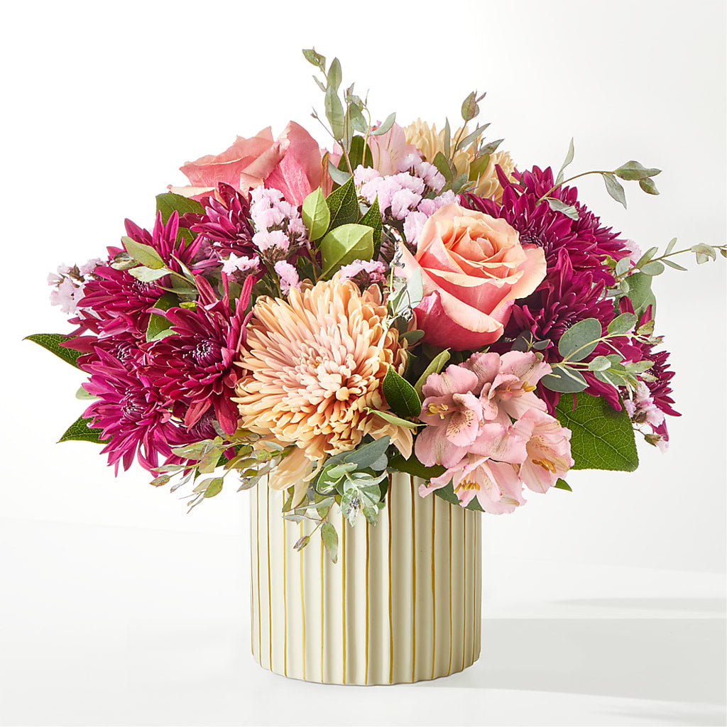 Berry Cobbler Bouquet with Ivory Vase –  Angelic Floral Studio, Rosemead CA