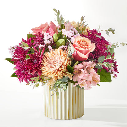 Berry Cobbler Bouquet with Ivory Vase –  Angelic Floral Studio, Rosemead CA