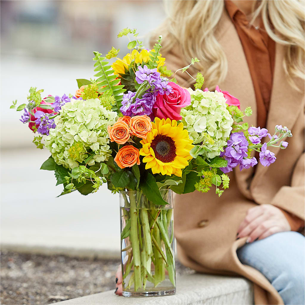 Vibrant Greetings Bouquet –  Angelic Floral Studio, Rosemead CA
